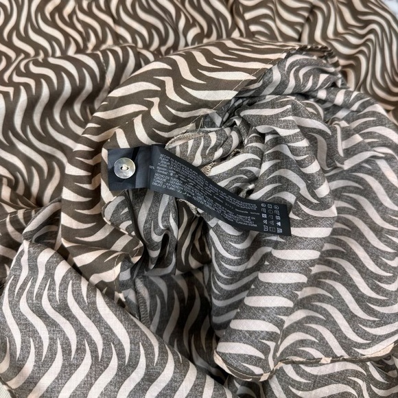 Zara Tunic Patterned Tie Front Shirt Dress - Picture 9 of 9